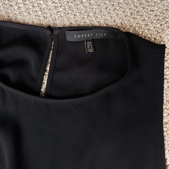 Black, Crop, jumpsuit size 6 Forest Lily - Picture 2 of 5